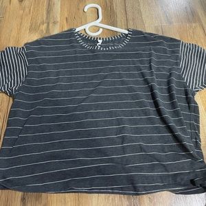 lululemon cates tee size 6